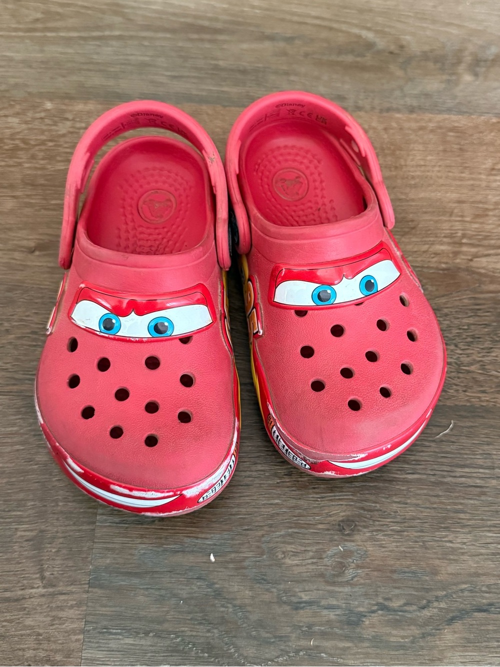 CROCS Red Lightning McQueen Kids Clogs Size C9